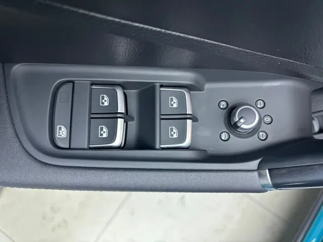 Audi Q2L — Фото автомобиля 15