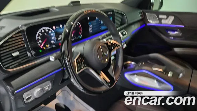 Mercedes-Benz GLE-Class — Фото автомобиля 15