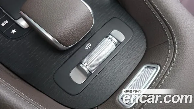 Mercedes-Benz GLE-Class — Фото автомобиля 22