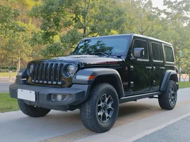 Фотография автомобиля — Jeep Wrangler