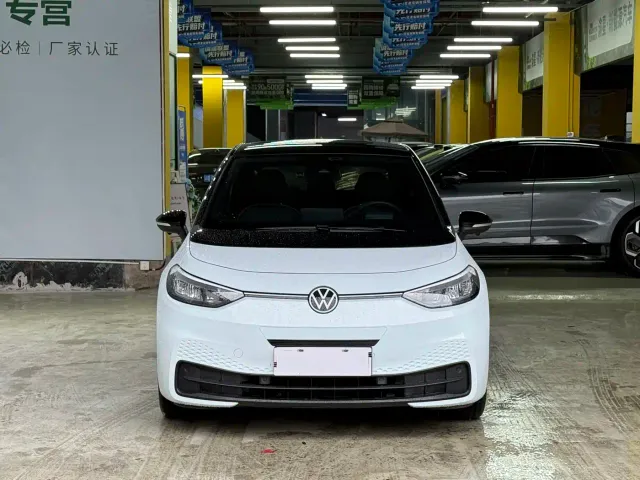 Volkswagen ID.3 — Фото автомобиля 2