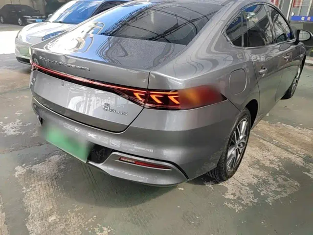 BYD Qin PLUS — Фото автомобиля 6