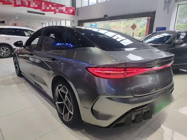 BYD Seal — Фото автомобиля 4