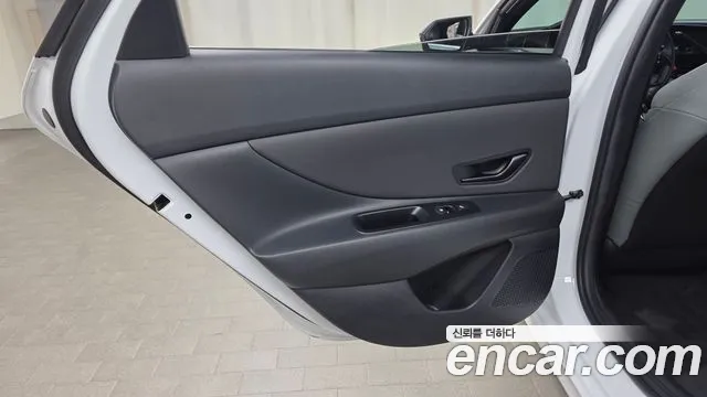 Hyundai Avante — Фото автомобиля 14