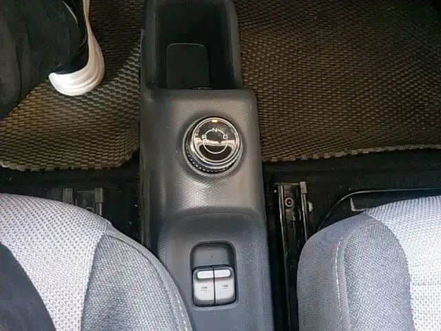 Wuling Zhiguang NEV — Фото автомобиля 13