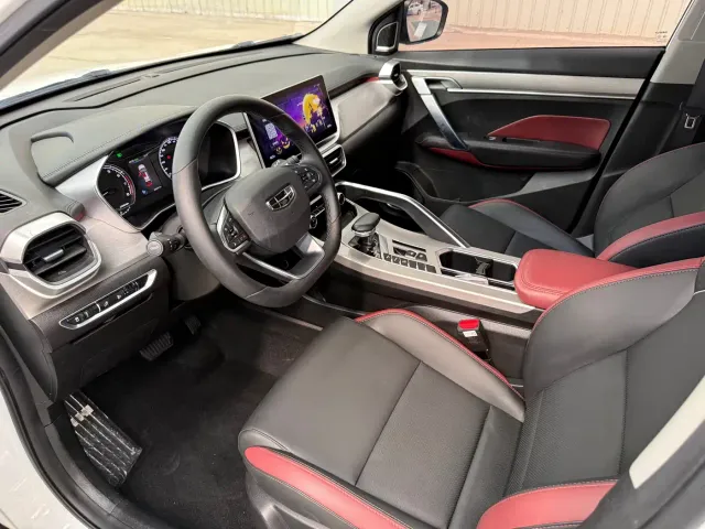 Geely Binyue — Фото автомобиля 7
