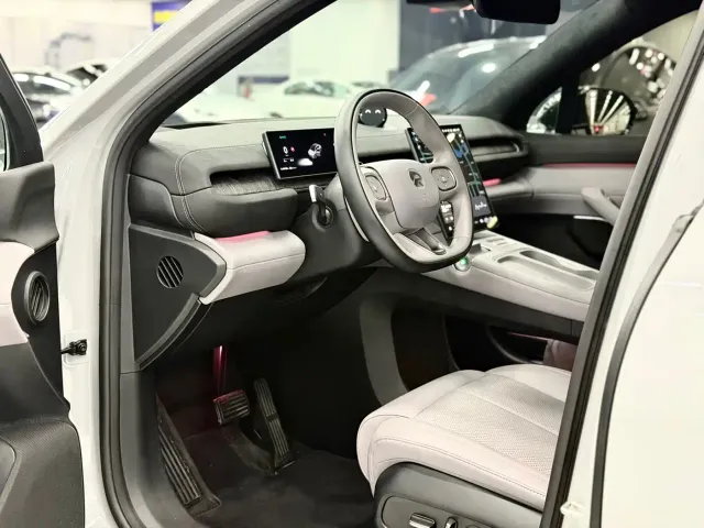 Nio EC6 — Фото автомобиля 8