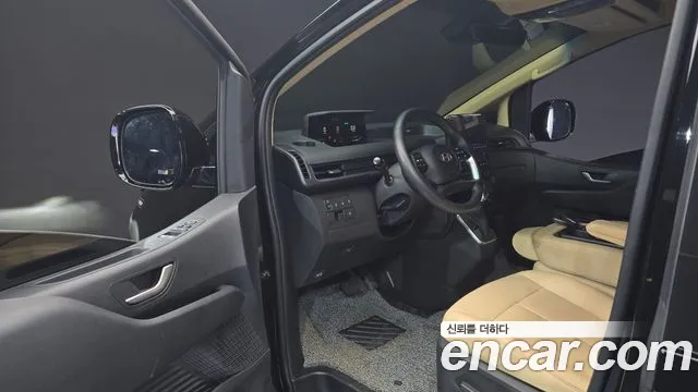 Hyundai Staria Staria Tourer 9 мест — Фото автомобиля 4