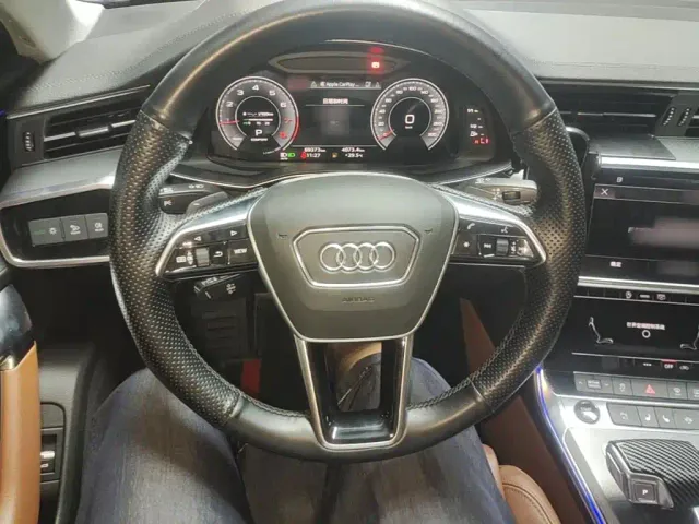 Audi A6L — Фото автомобиля 10
