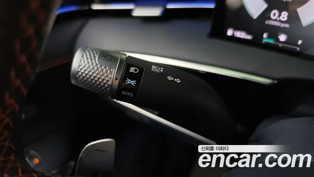 Genesis GV70 — Фото автомобиля 28