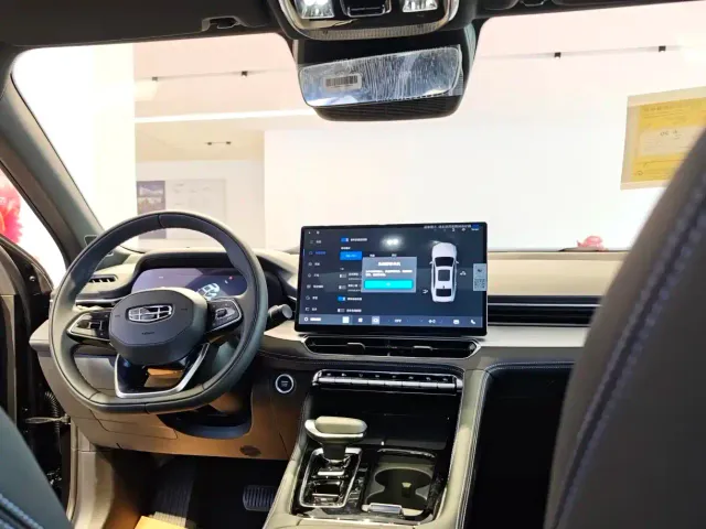 Geely Xingrui — Фото автомобиля 14