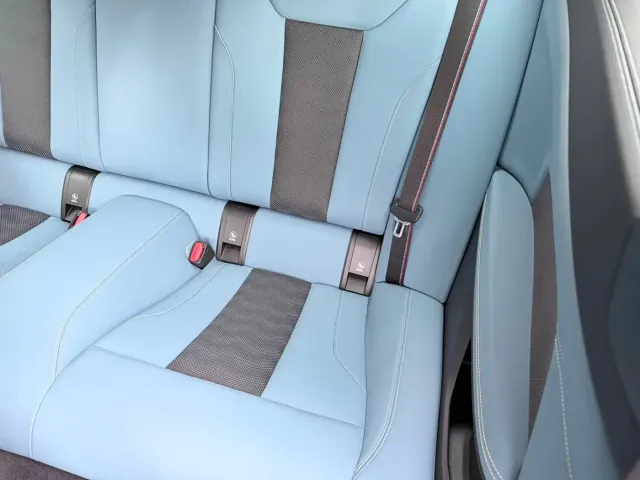 BMW M4 — Фото автомобиля 6