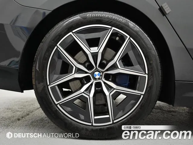 BMW 5-Series — Фото автомобиля 5