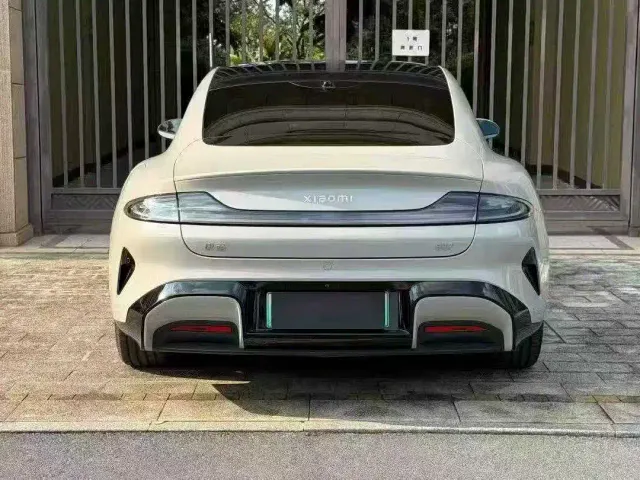 Xiaomi SU7 — Фото автомобиля 8