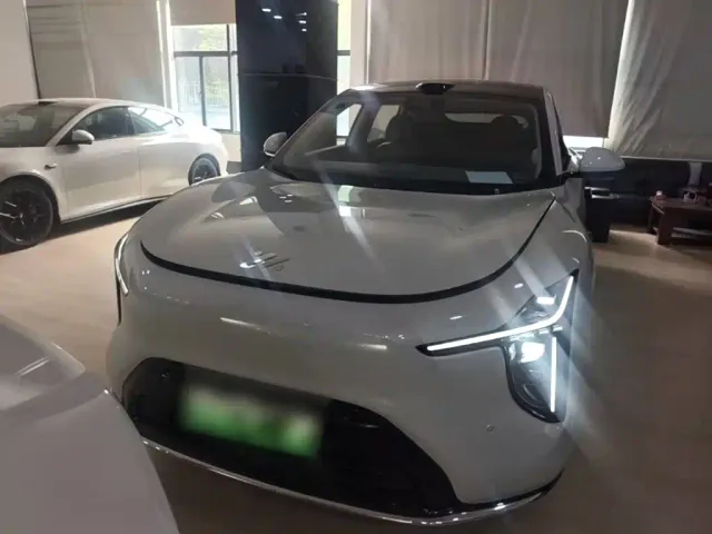 IM Motors LS6 — Фото автомобиля 2