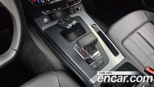 Audi Q5 45 TFSI quattro — Фото автомобиля 9