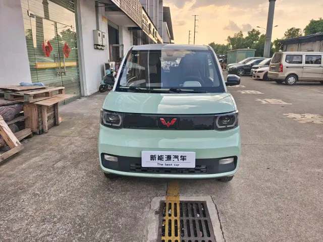 Wuling Hongguang Mini EV — Фото автомобиля 2