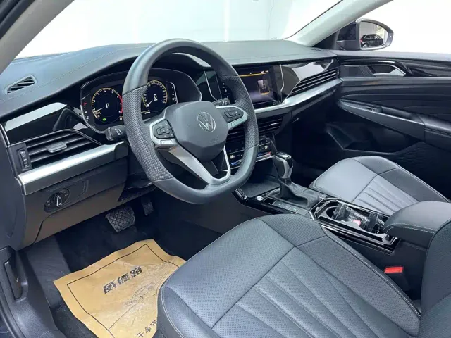 Volkswagen Passat — Фото автомобиля 13