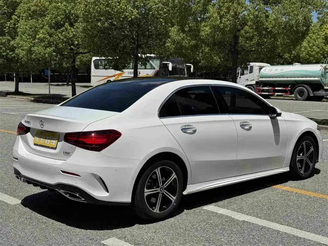 Mercedes-Benz A-Class — Фото автомобиля 5