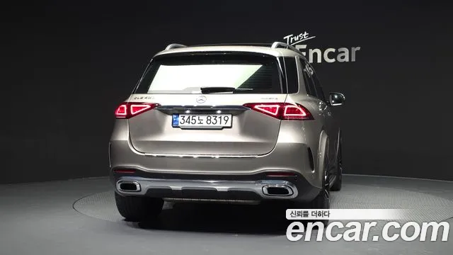 Mercedes-Benz GLE-Class — Фото автомобиля 4