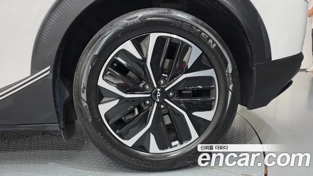 Kia EV6 — Фото автомобиля 21