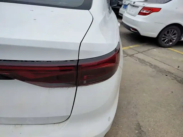Geely Emgrand — Фото автомобиля 7