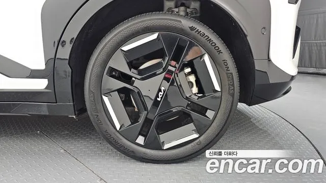 Kia EV3 — Фото автомобиля 21