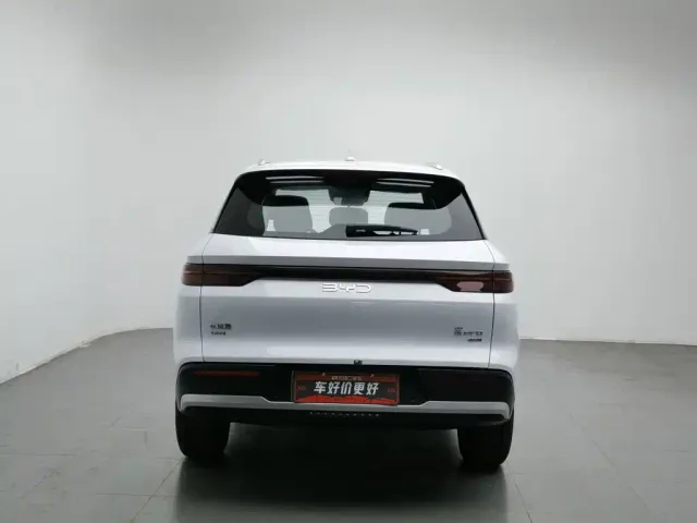 BYD Song Pro — Фото автомобиля 4