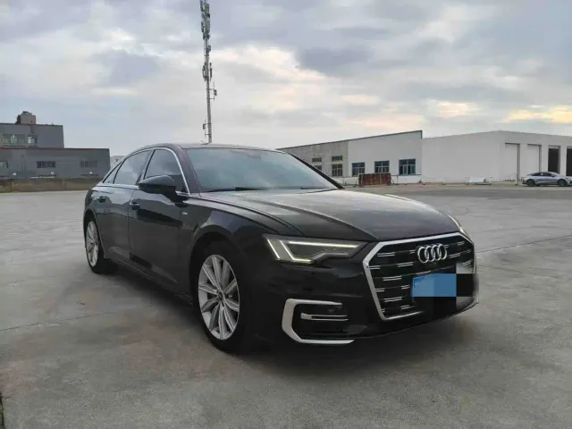 Audi A6L — Фото автомобиля 3
