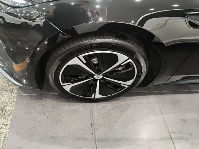 Nio ET5 Touring — Фото автомобиля 22