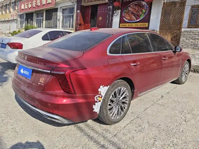 Hongqi H5 — Фото автомобиля 3