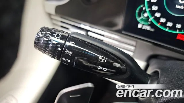 Hyundai Grandeur Grandeur (New) Hybrid — Фото автомобиля 25
