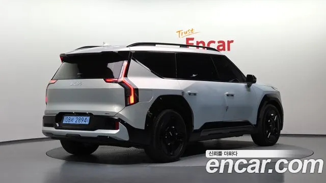 Kia EV9 — Фото автомобиля 2