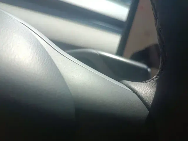 Tesla Model Y — Фото автомобиля 13