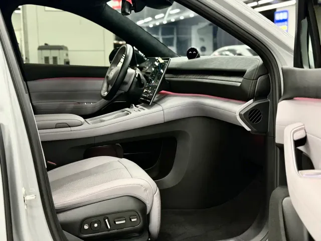 Nio EC6 — Фото автомобиля 9