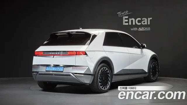 Hyundai Ioniq 5 — Фото автомобиля 2