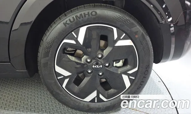 Kia Niro New — Фото автомобиля 6