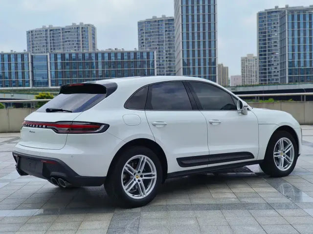 Porsche Macan — Фото автомобиля 7