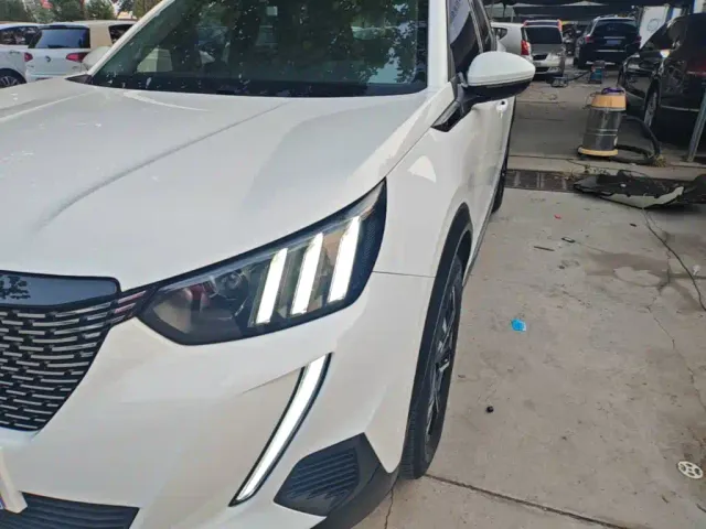 Peugeot 2008 — Фото автомобиля 23