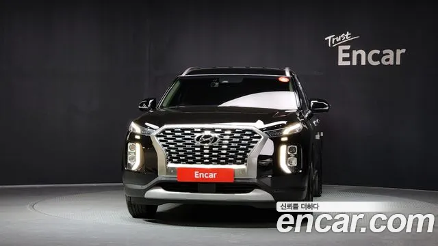 Hyundai Palisade Palisade Дизель 2.2 2WD — Фото автомобиля 3
