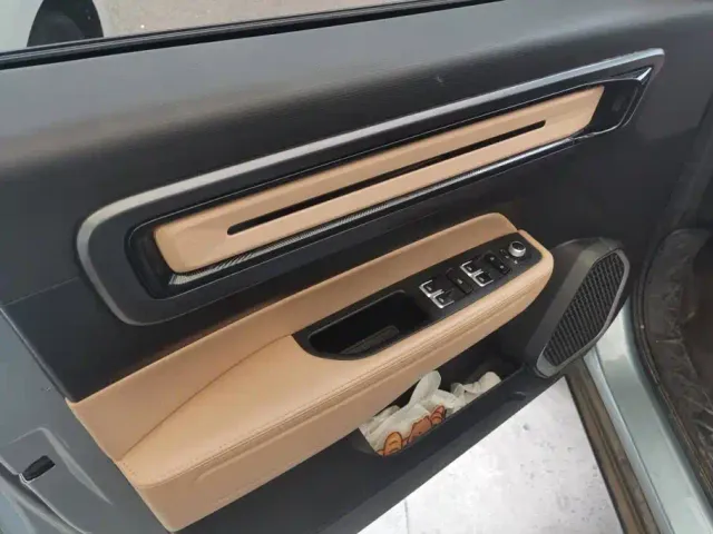 Geely ICON — Фото автомобиля 7