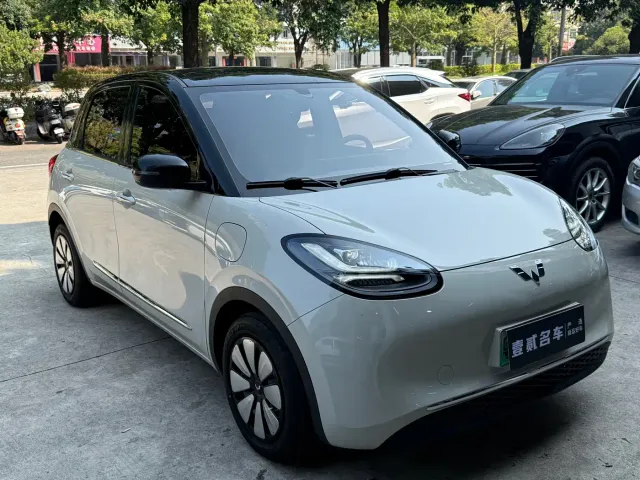 Wuling Bingo — Фото автомобиля 3