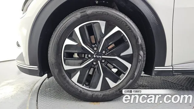 Kia EV6 — Фото автомобиля 5