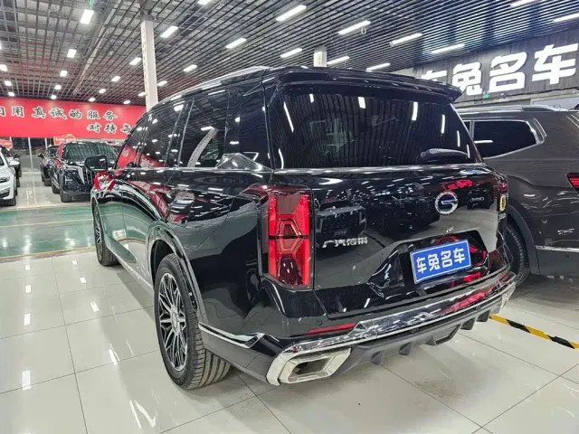 GAC Trumpchi GS8 — Фото автомобиля 3