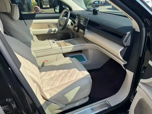 Фотография автомобиля — Nio ES8