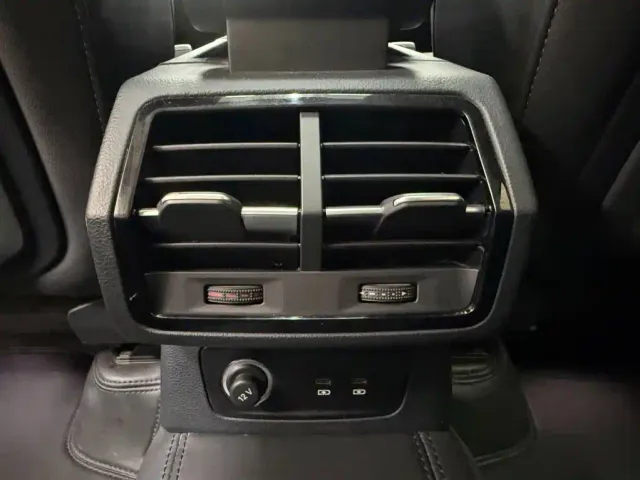 Audi Q3 — Фото автомобиля 19
