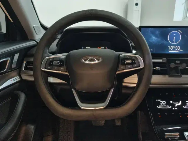 Chery Tiggo 8 — Фото автомобиля 15