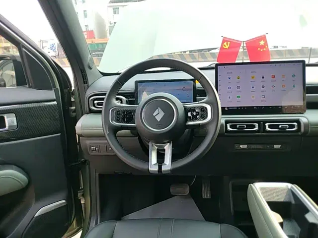 Baojun Yep Plus — Фото автомобиля 10