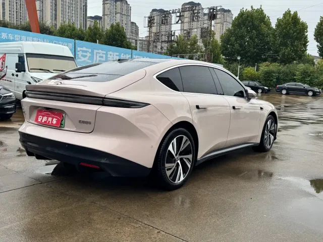 Nio ET5 — Фото автомобиля 7