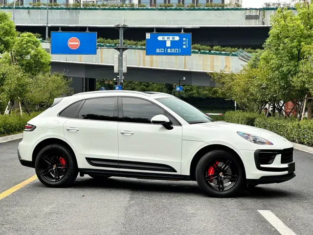 Porsche Macan — Фото автомобиля 3
